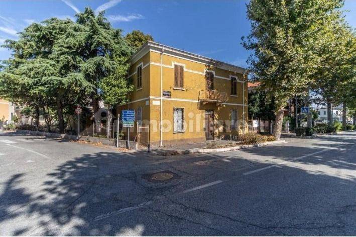 Villa in in vendita da privato a San Mauro Pascoli via Roma, 18
