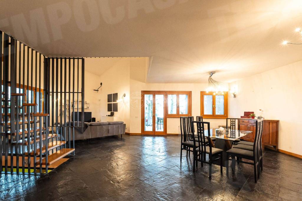 Villa in vendita a Seriate via Don Luigi Sturzo 2