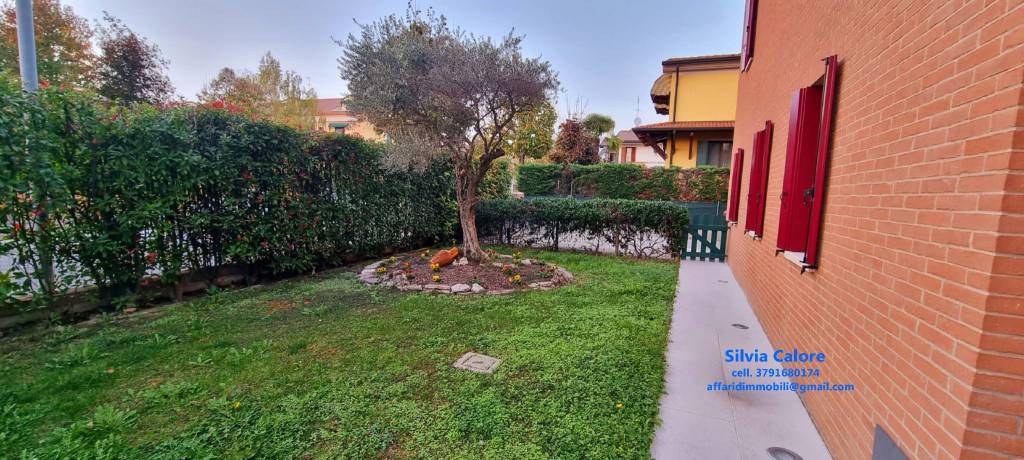 Villa Bifamiliare in vendita a Rubano via Antonio Rossi