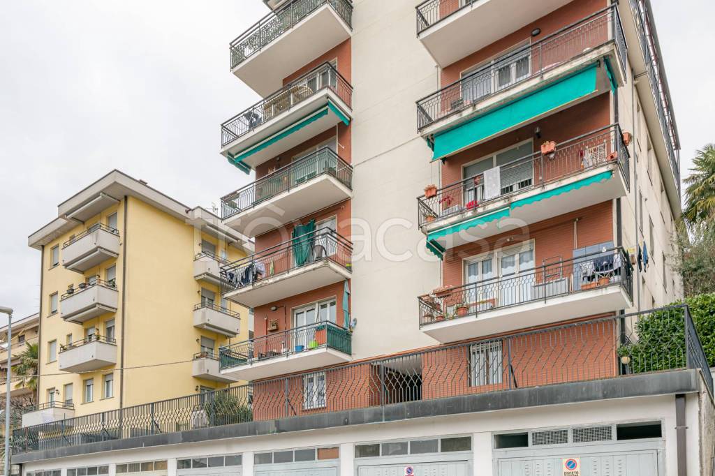 Appartamento in vendita a Como via Gioacchino Rossini