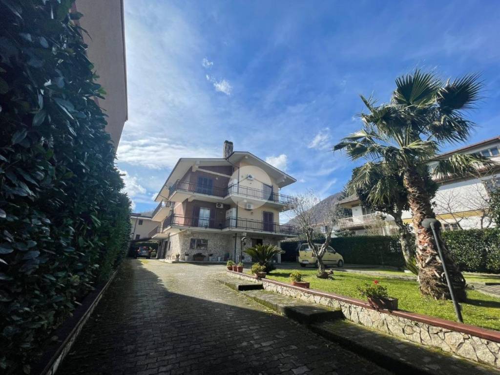 Villa Bifamiliare in vendita a Monteforte Irpino via Taverna Campanile, 7