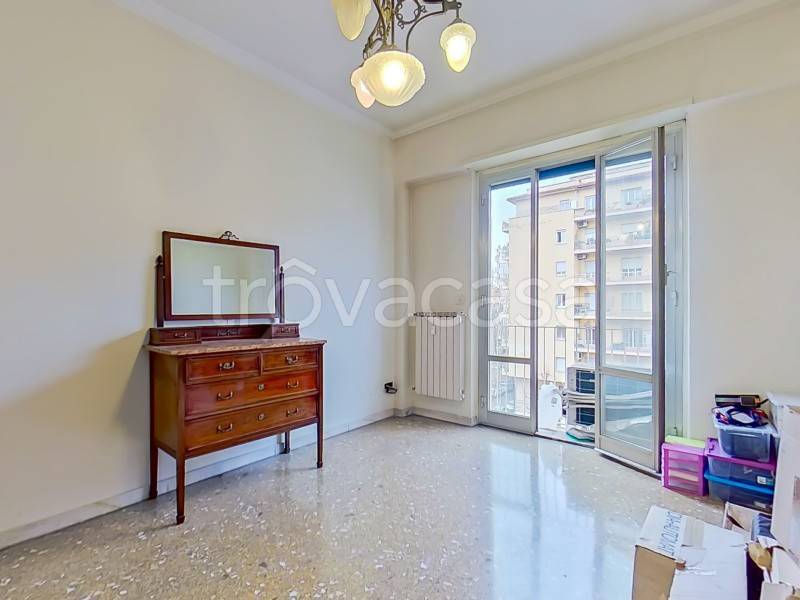 Appartamento in vendita a Roma via Roberto Malatesta