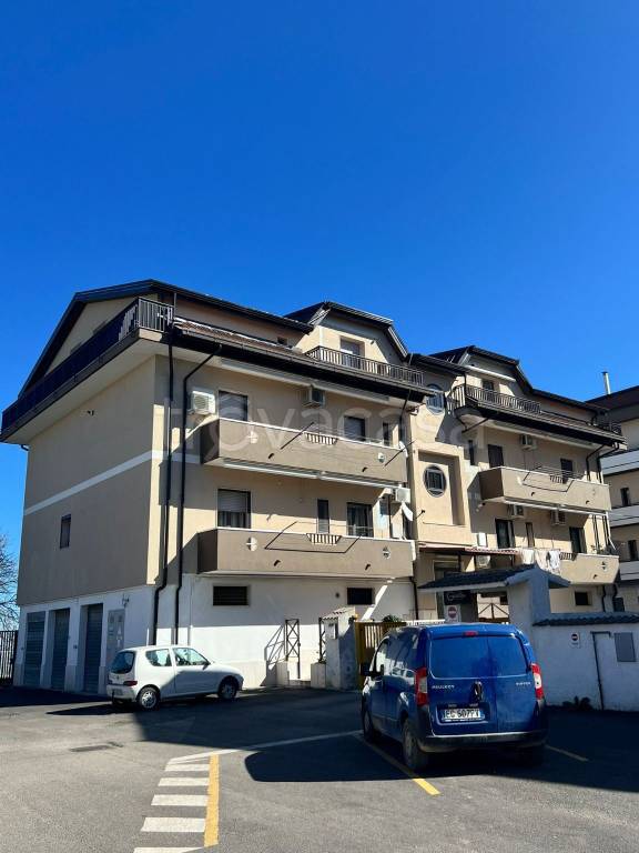 Appartamento in vendita a Rocchetta Sant'Antonio via sandro Pertini