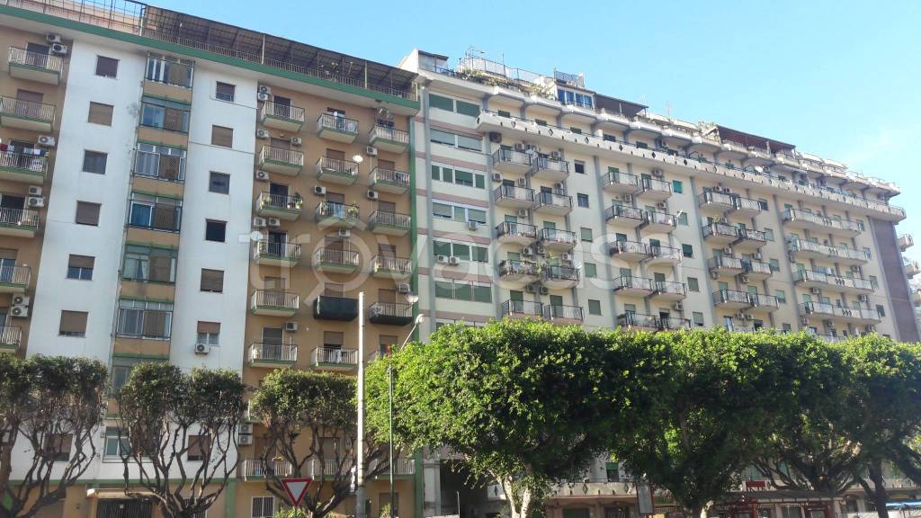 Appartamento in vendita a Palermo via Ammiraglio Rizzo, 53