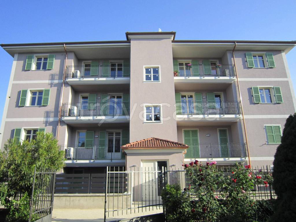 Appartamento in vendita a Cherasco via Giovanni Giolitti, 2