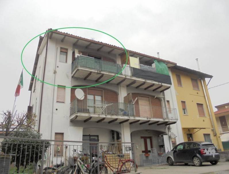 Appartamento all'asta a Pontirolo Nuovo via Ferruccio Radaelli, 33