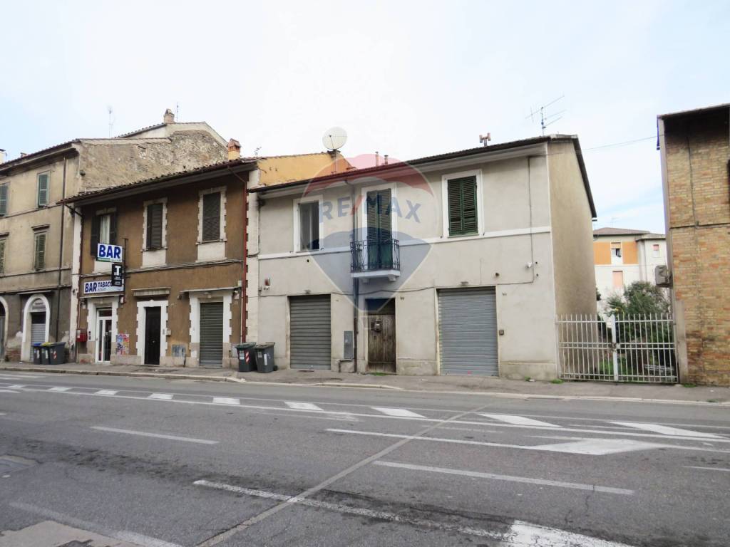 Casa Indipendente in vendita a Terni viale Benedetto Brin, 100