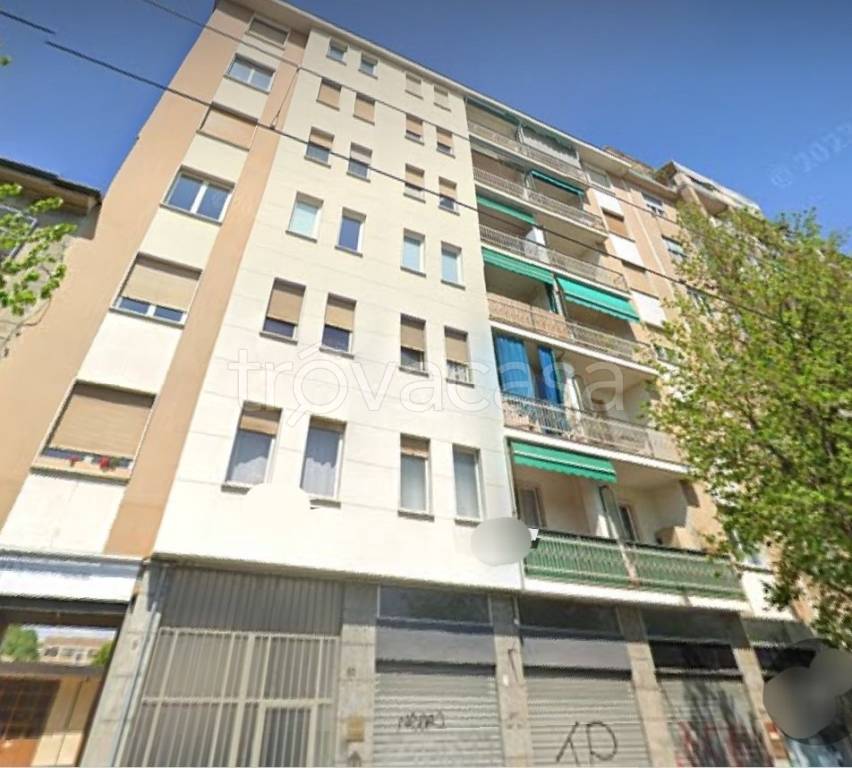 Appartamento in vendita a Torino via Bologna, 93