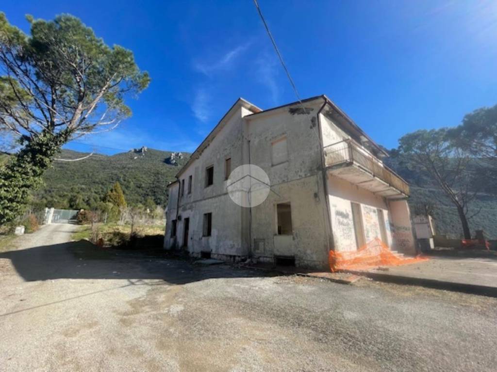 Casa Indipendente in vendita a Terni strada della Val di Serra, 78