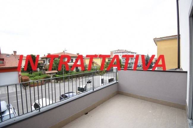 Appartamento in vendita a Calusco d'Adda via Alessandro Manzoni