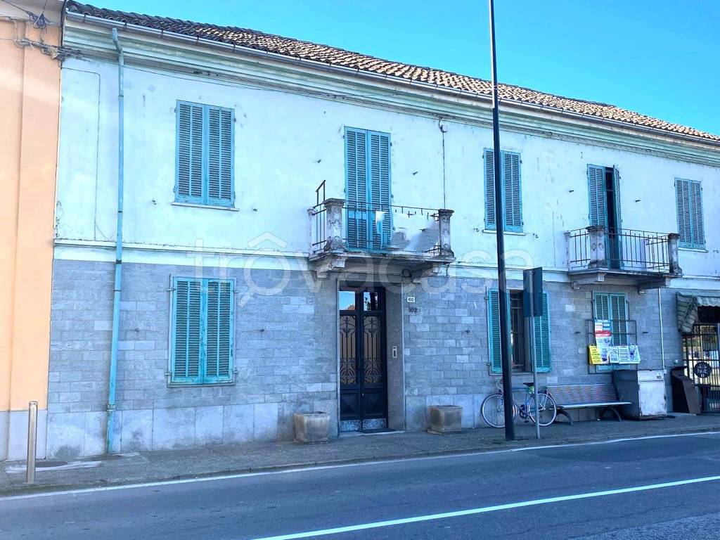 Villa in vendita a Nizza Monferrato corso Acqui, 102