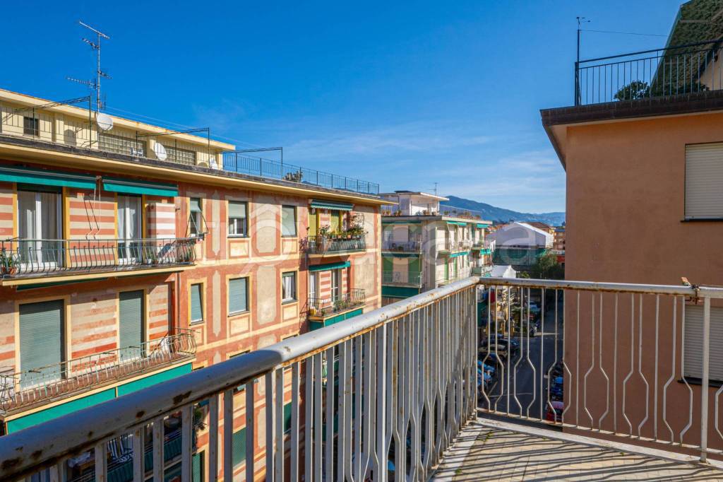 Appartamento in vendita a Santa Margherita Ligure via Bozzo