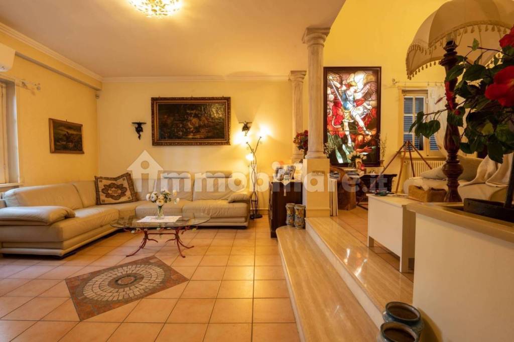 Villa in vendita a Marino via Colle Picchione Marino, 61