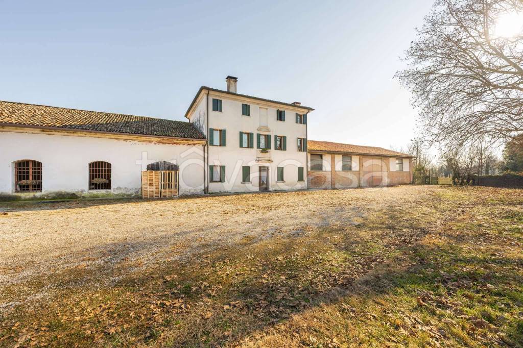 Casa Indipendente in vendita a Carbonera via Brigata Marche