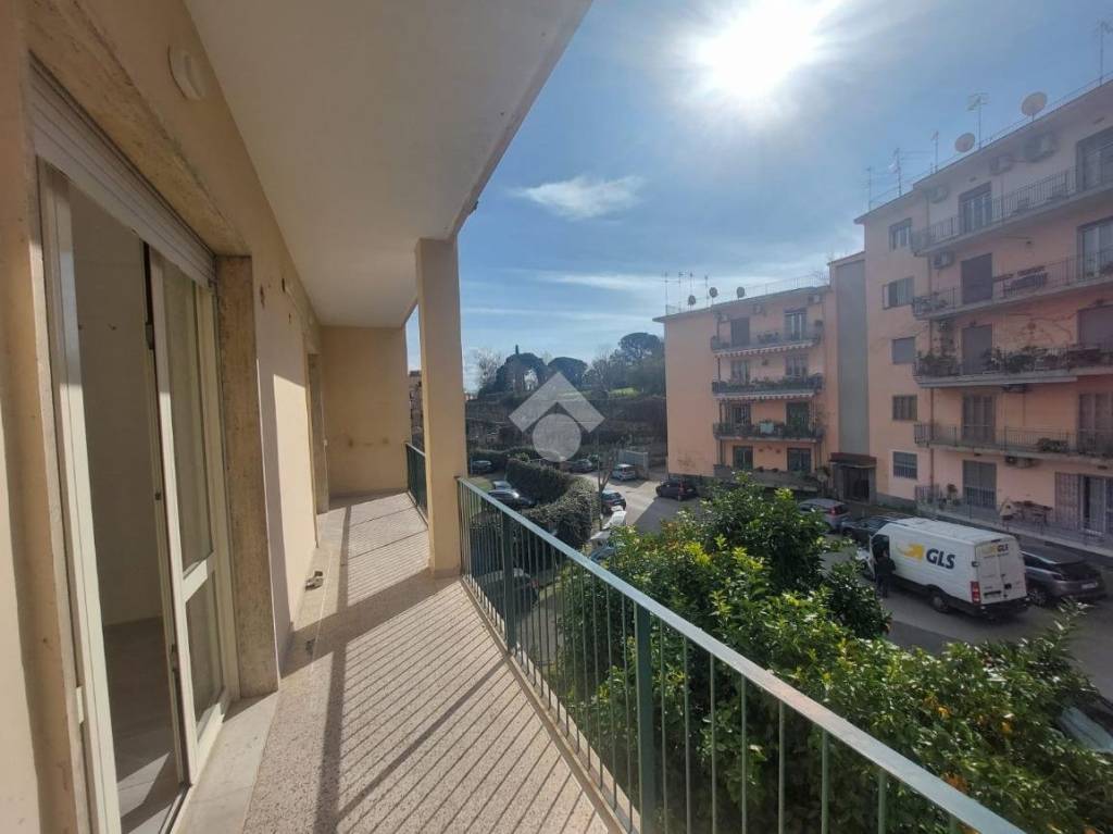 Appartamento in vendita a Napoli via s. Antonio a Capodimonte, 46