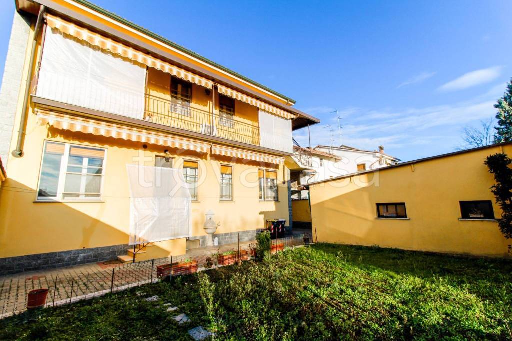 Villa Bifamiliare in vendita a Castelnuovo Scrivia via Cardinale Cesare Zerba