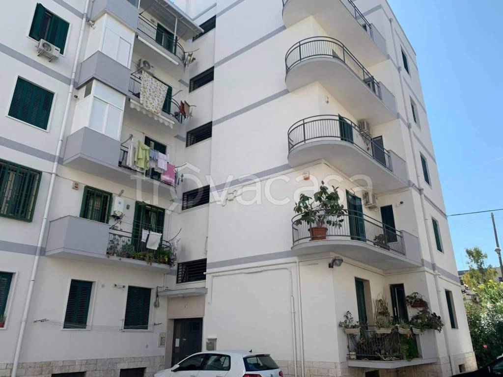Appartamento in vendita a Bari corso Alcide De Gasperi, 383