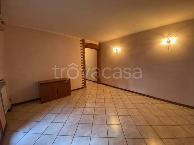 Appartamento in vendita a Lodi Vecchio via San Rocco, 40