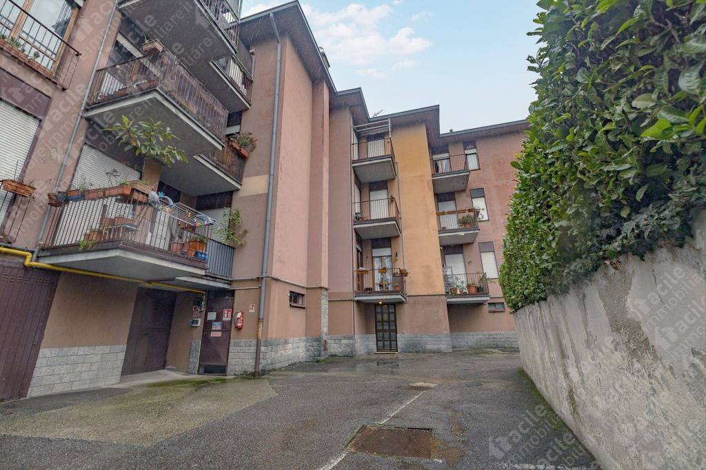 Appartamento in vendita a Casatenovo via a. De Gasperi, 64, 23880 Casatenovo lc, Italia