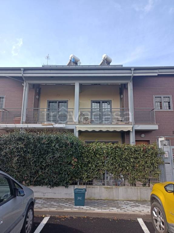 Villa a Schiera in vendita ad Albano Laziale via Madonna degli Angeli