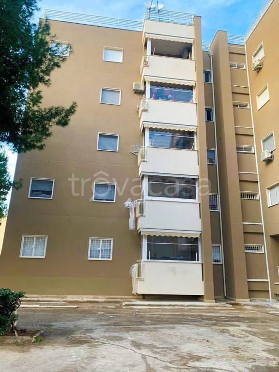 Appartamento in vendita a Bari via Carlo Massa