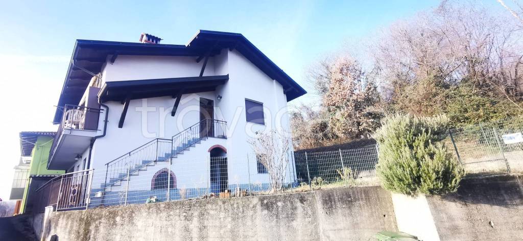 Villa in vendita a Mongrando