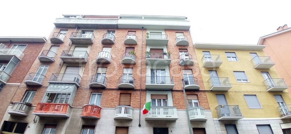 Appartamento in vendita a Torino via Monte Cimone, 8