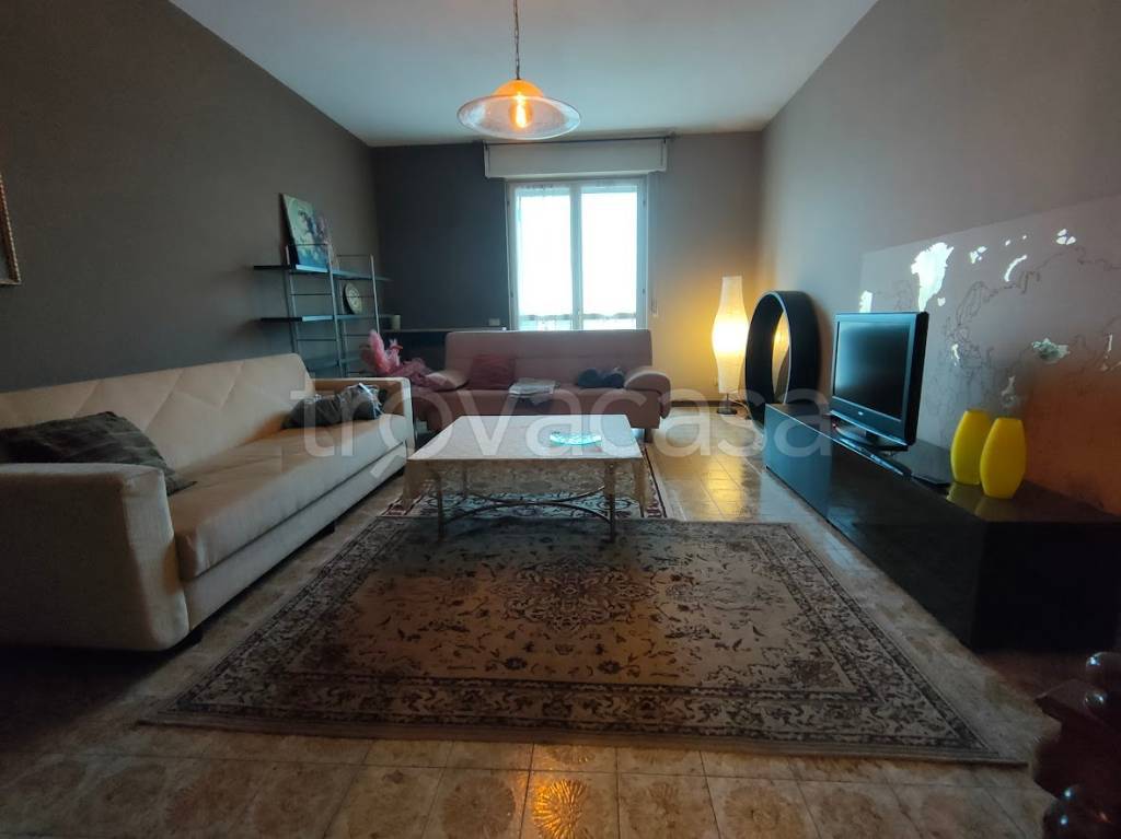 Appartamento in vendita a Seriate via Brusaporto, 54