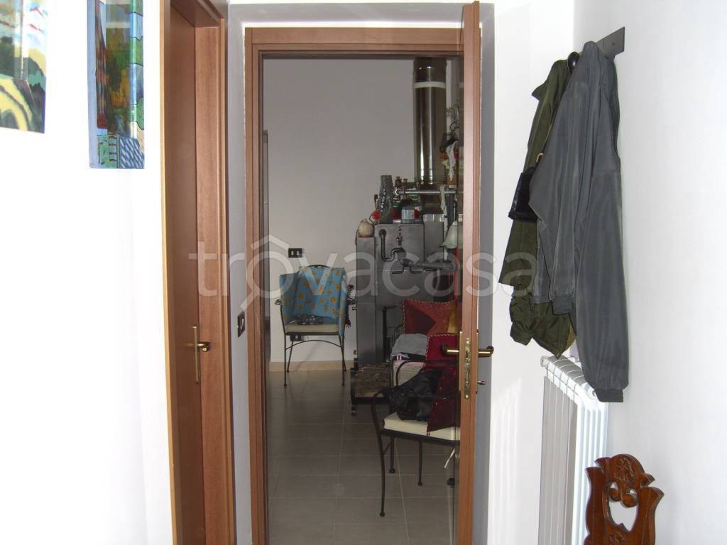Appartamento in in vendita da privato a Sellano località Renaro, 9