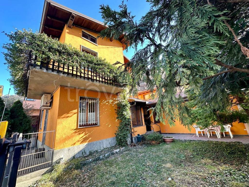 Casa Indipendente in vendita a Cosio Valtellino via Nazionale, 104