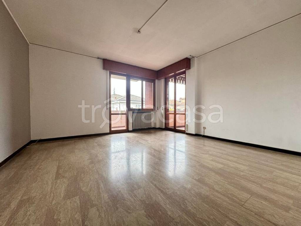 Appartamento in vendita a Verona via Leopardi, 14