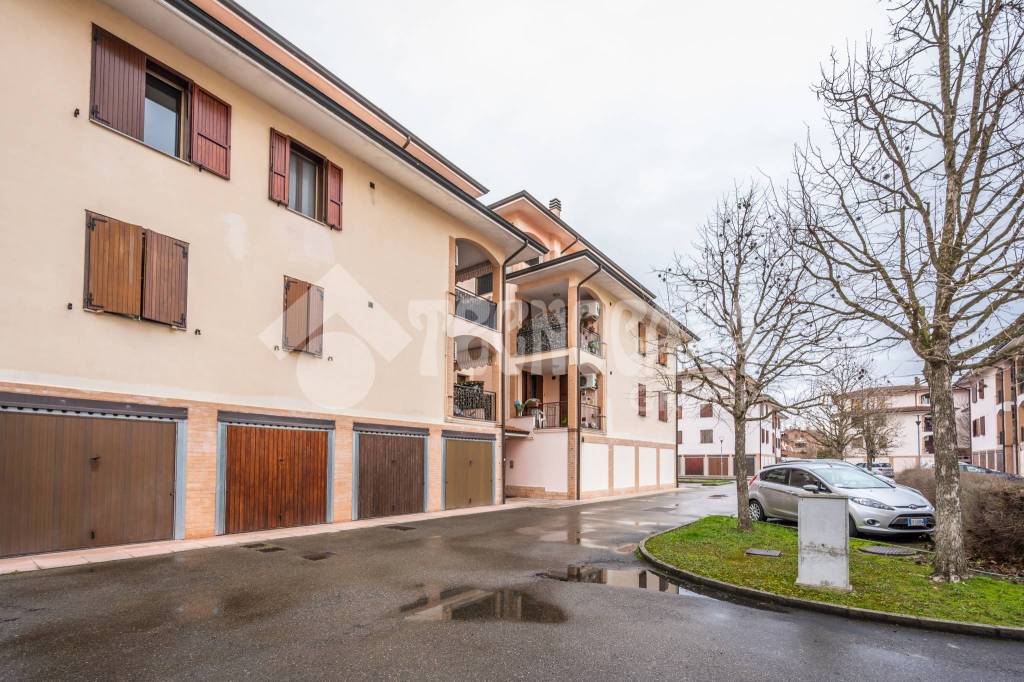Appartamento in vendita a Castelfranco Emilia via Donato Bramante, 55