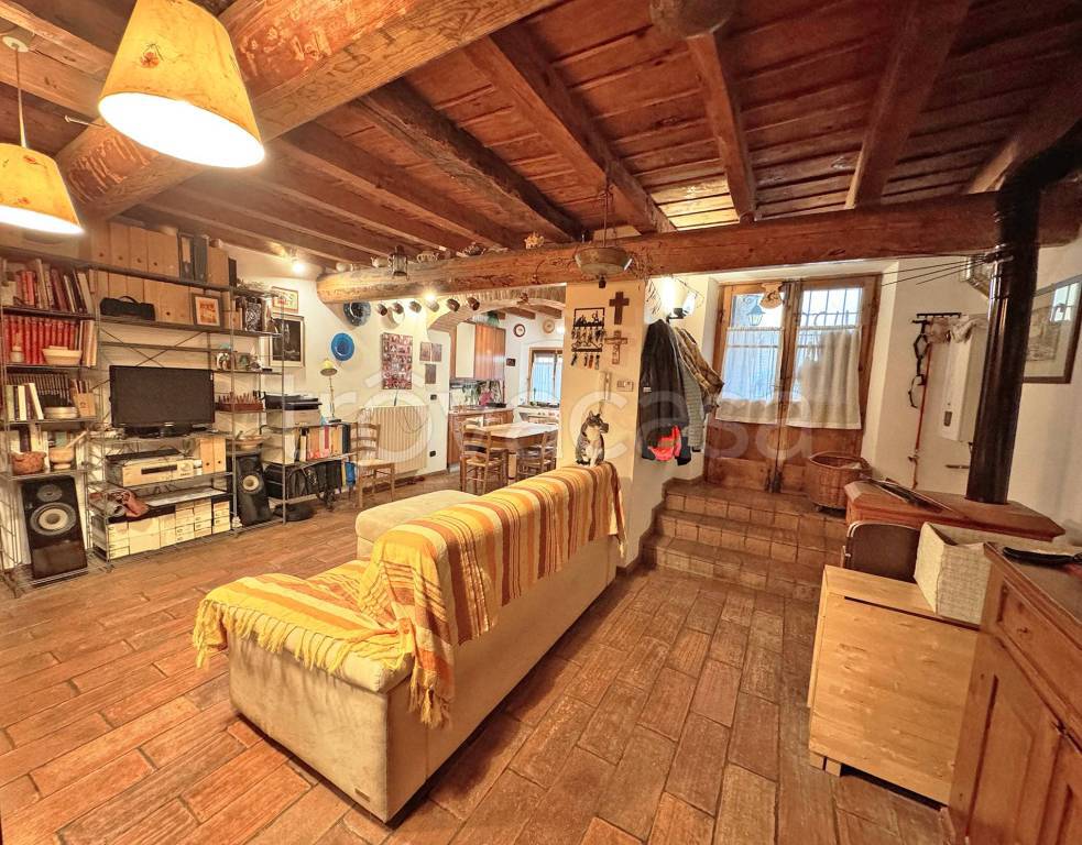 Casa Indipendente in vendita a Capriano del Colle via Parrocchia