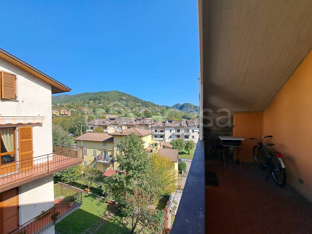 Appartamento in vendita a Borgo Val di Taro via Caduti Partigiani, 4