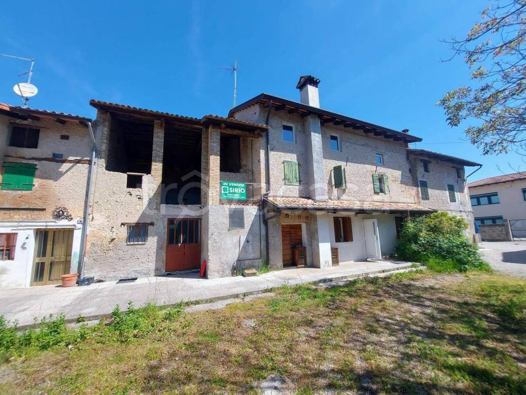 Villa Bifamiliare in vendita a Camino al Tagliamento via degli Organari, 2