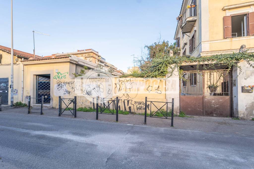 Appartamento in vendita a Roma via Fanfulla da Lodi