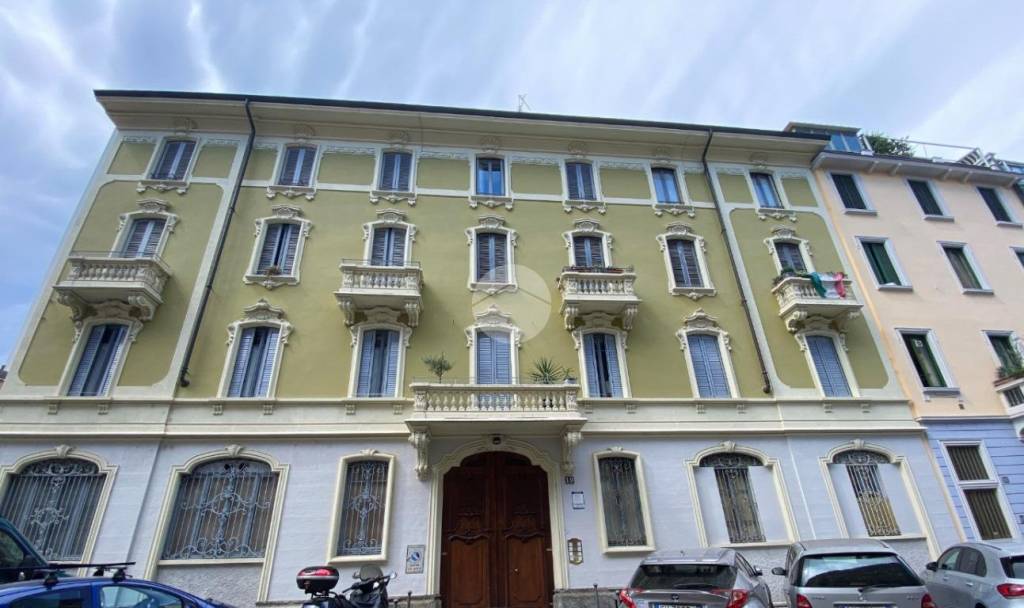 Appartamento in affitto a Milano via Pietro Pomponazzi, 19
