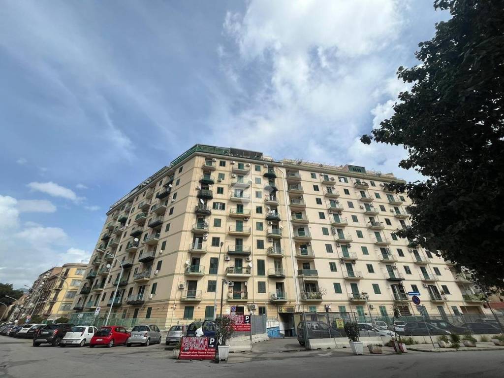 Appartamento in vendita a Palermo piazza delle cliniche, 10