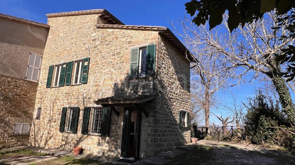 Casa Indipendente in vendita a Valfabbrica vocabolo San Donato, 54