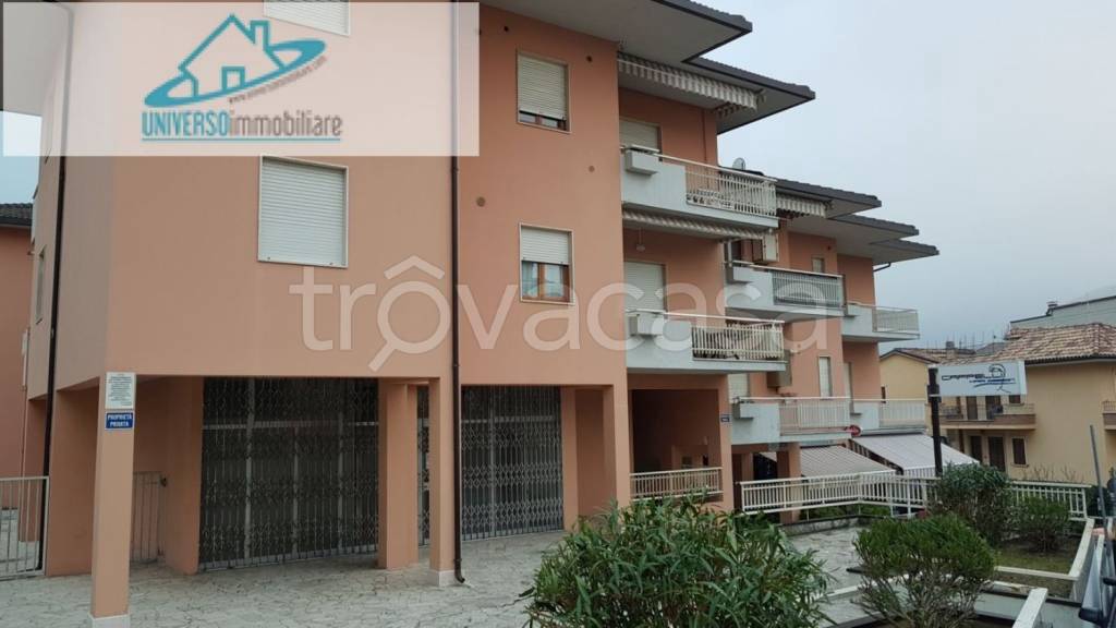 Appartamento in vendita a Folignano via Cenciarini, 26