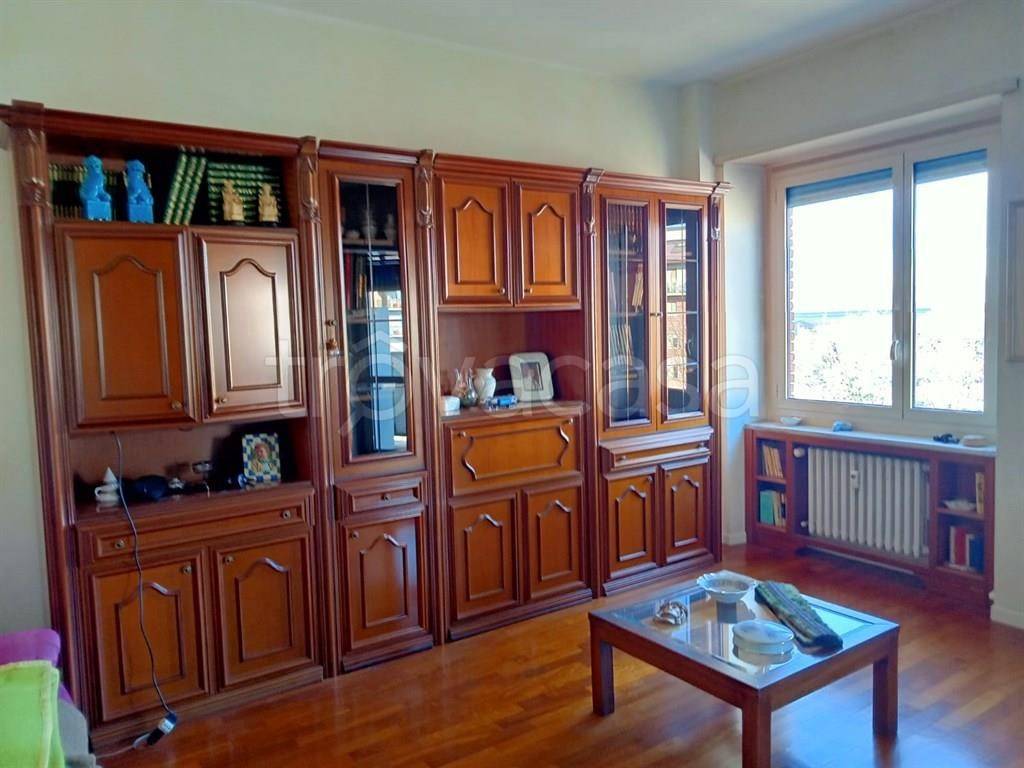 Appartamento in vendita a Torino via Foglizzo, 28