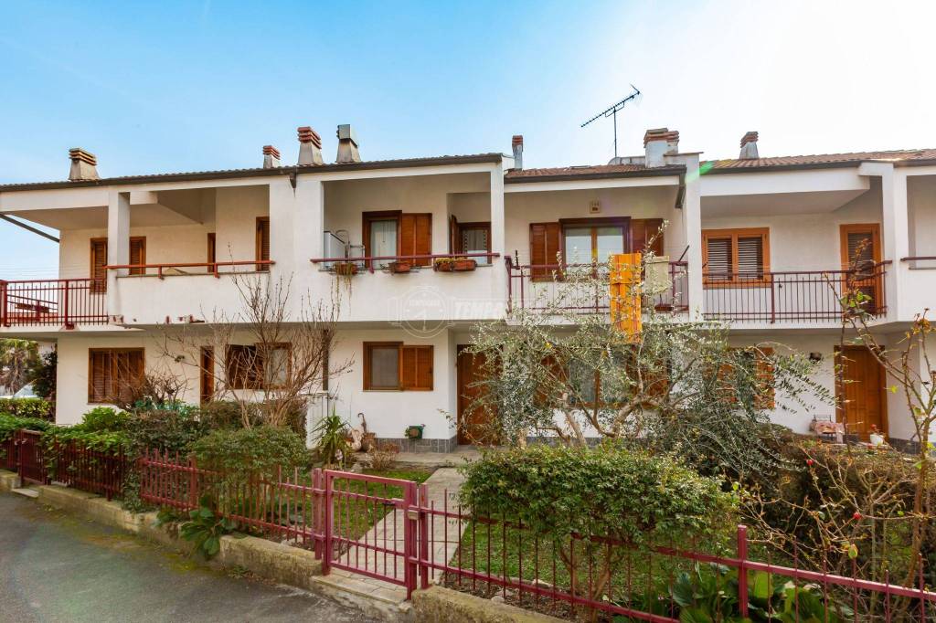 Villa a Schiera in vendita a Buttigliera Alta via Caval Grigio