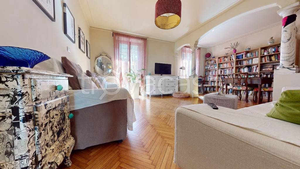 Appartamento in vendita a Torino corso Giulio Cesare, 53