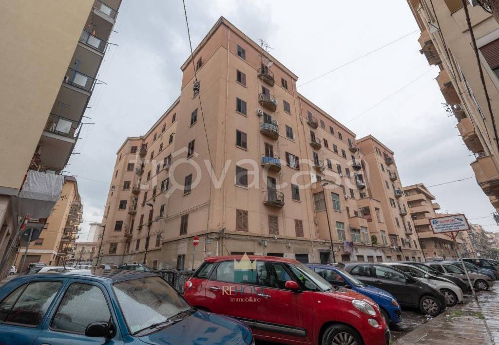 Appartamento in vendita a Palermo via Filippo Corazza, 61