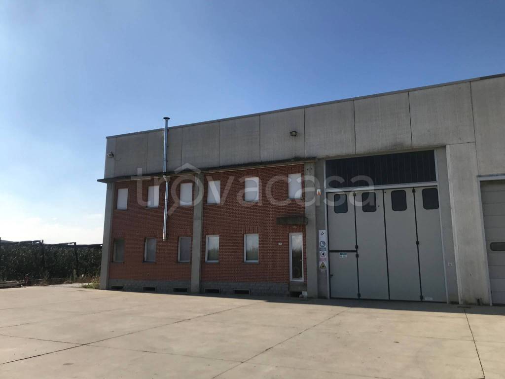 Capannone Industriale in in vendita da privato a Lagnasco via Savigliano, 7