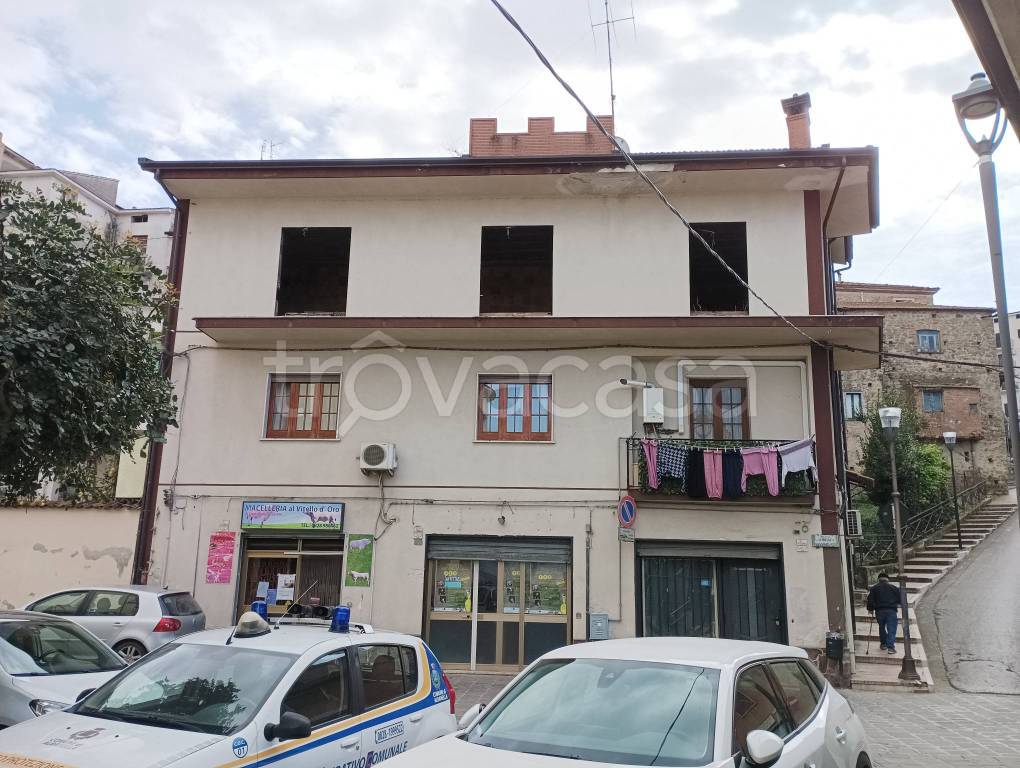 Appartamento in vendita ad Albanella piazza Cavalieri di Vittorio Veneto