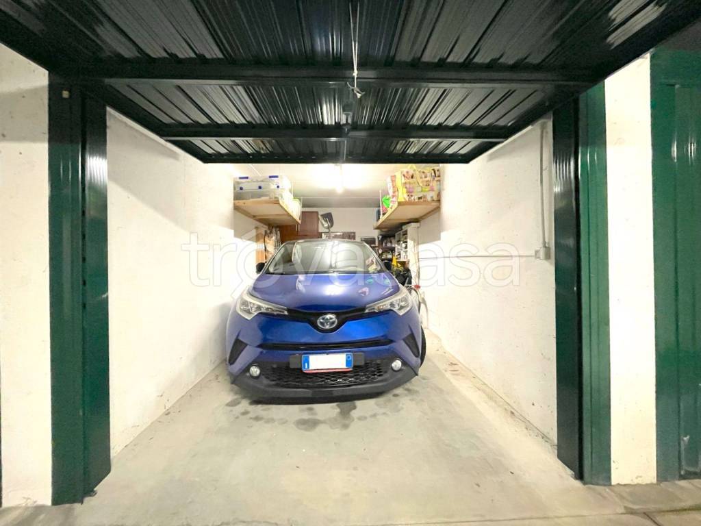 Garage in vendita a Bologna via del Gomito