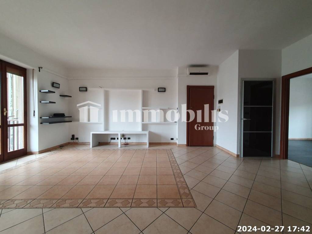 Appartamento in vendita a Collegno corso Francia, 141