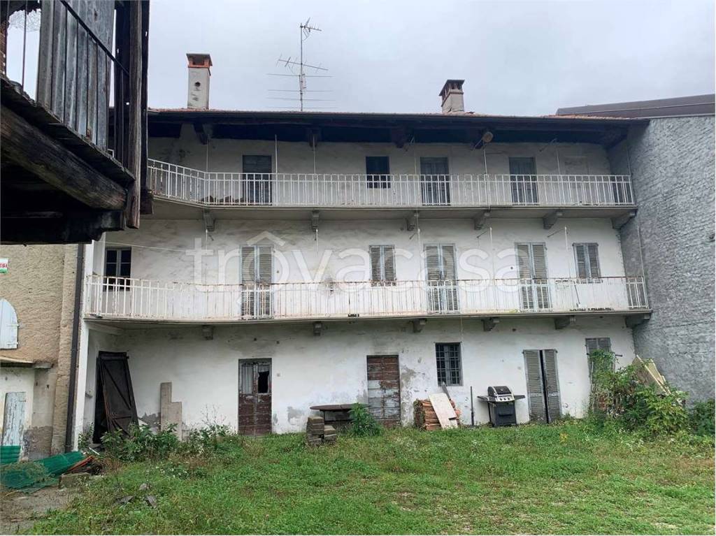 Casa Indipendente in vendita a Borgo Ticino via Fontanella