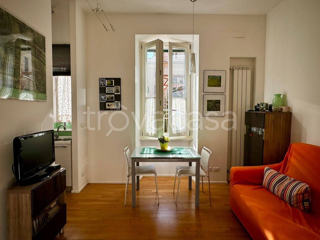 Appartamento in affitto a Roma via Candia, 135